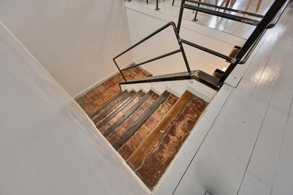 Apartmán La Bulle - Parking Gratuit En Souterrain - 2 Mins Du Palais Des Papes - Clim Ac - Wifi Avignon Exteriér fotografie