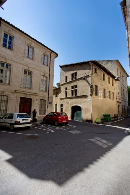 Apartmán La Bulle - Parking Gratuit En Souterrain - 2 Mins Du Palais Des Papes - Clim Ac - Wifi Avignon Exteriér fotografie