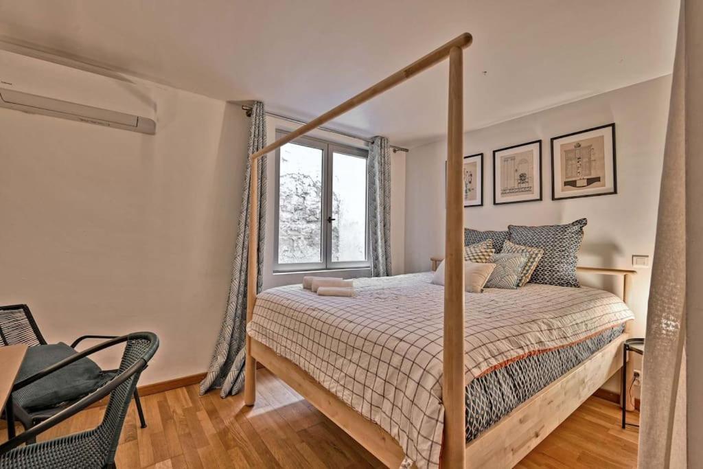 Apartmán La Bulle - Parking Gratuit En Souterrain - 2 Mins Du Palais Des Papes - Clim Ac - Wifi Avignon Exteriér fotografie